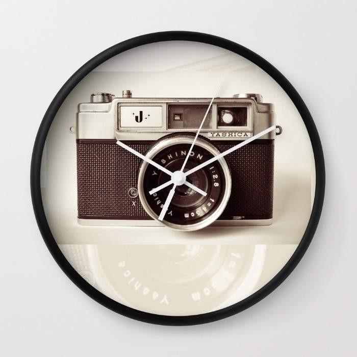 Camera Wall Clock – Vintage Camera Design for Home Decor