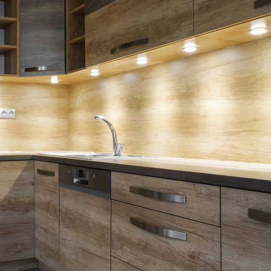 What’s the Best Lighting for Under Kitchen Cabinets?